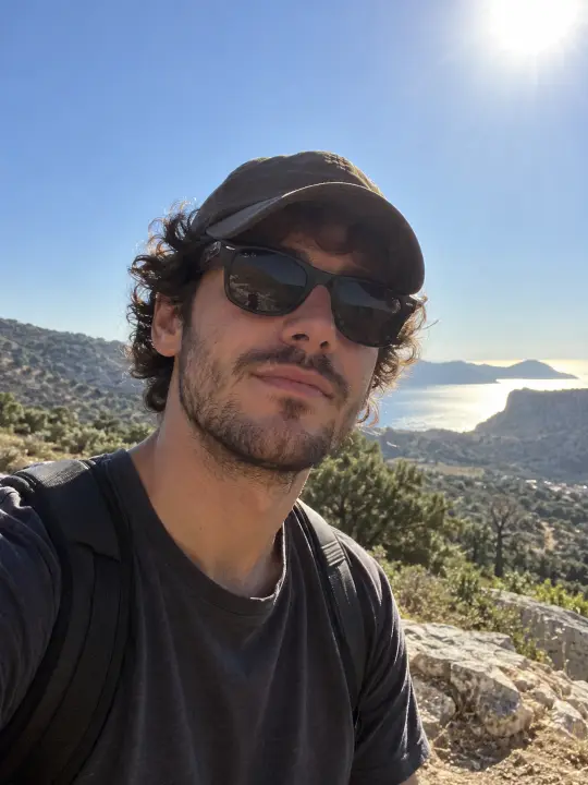 Sunglasses or a cap hiding the eyes